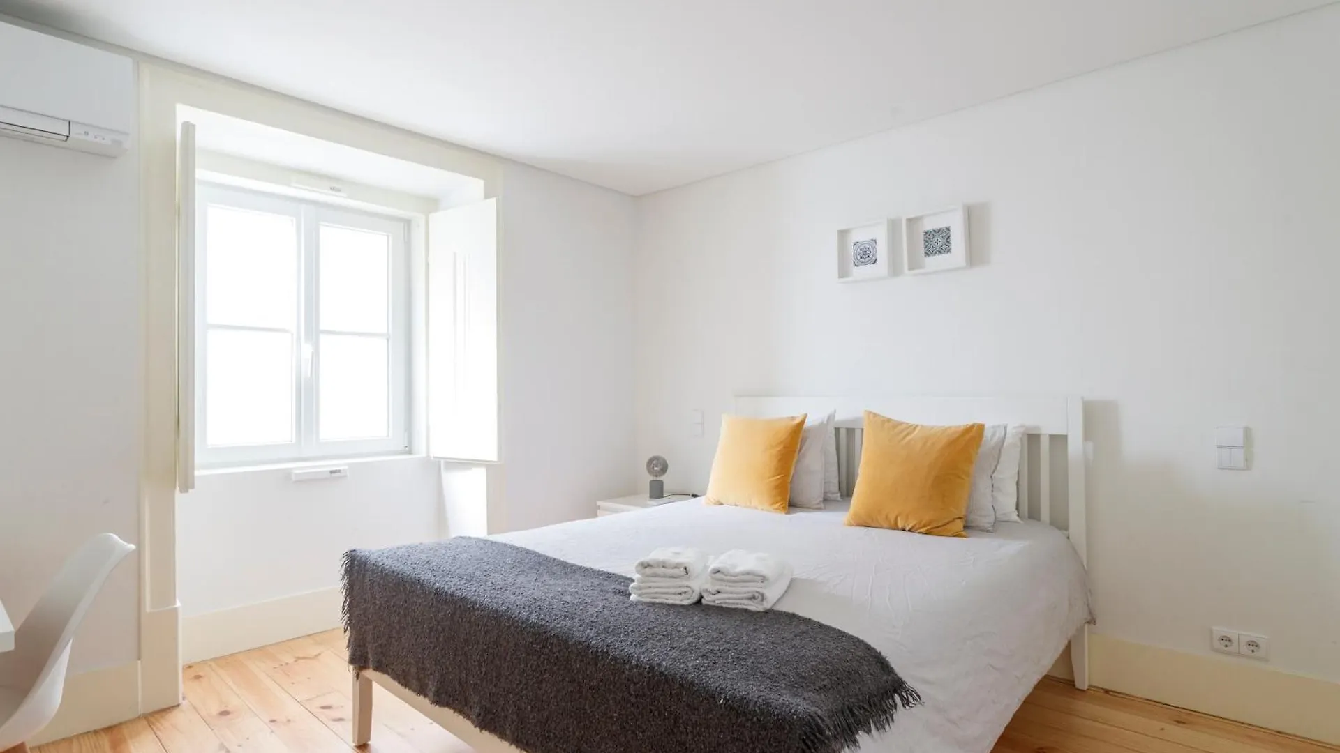 Central Bedroom In Shared House In Chiado - Historic Center Of Lisboa Ubytování v soukromí