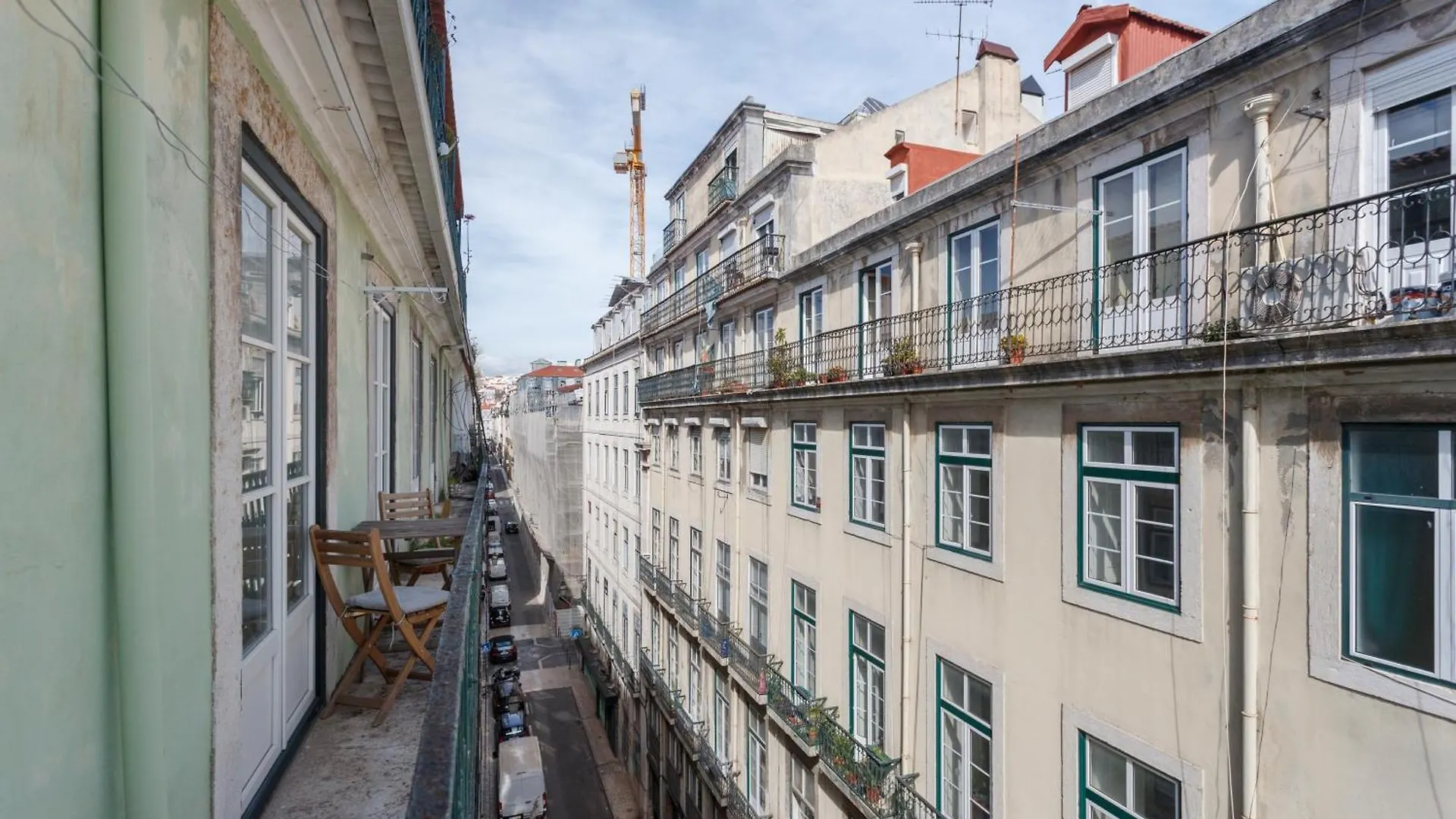 Central Bedroom In Shared House In Chiado - Historic Center Of Lisboa